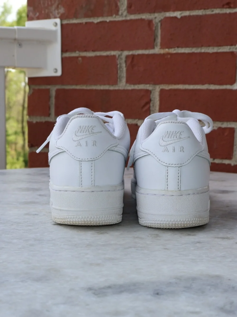 Nike Air Force 1 Low (GS) - Picture 4 of 8